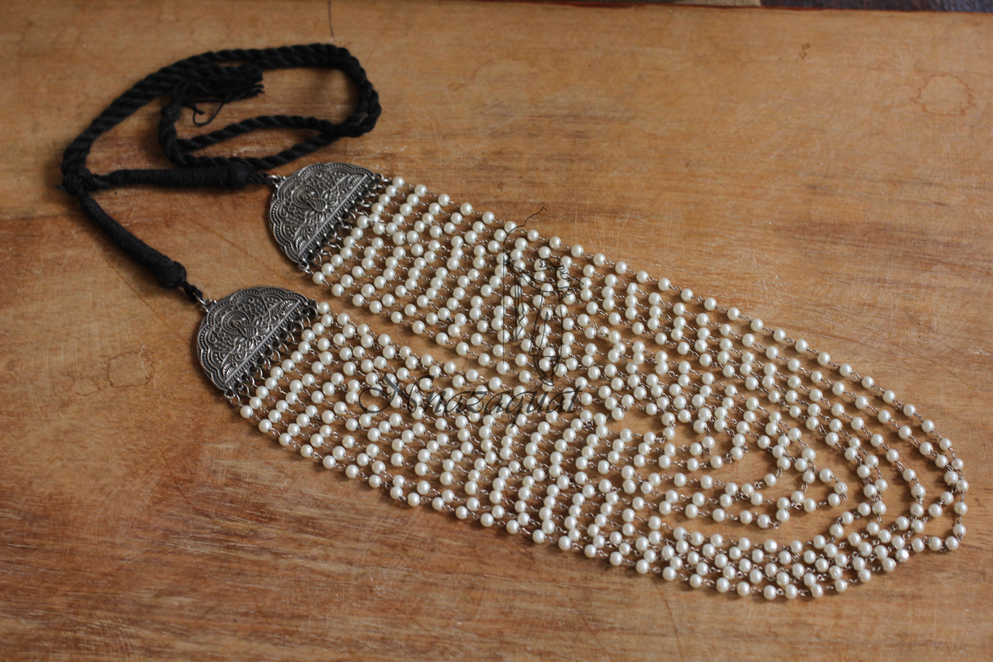 Thread bead tribal necklace NND 2635 – Nnazaquat